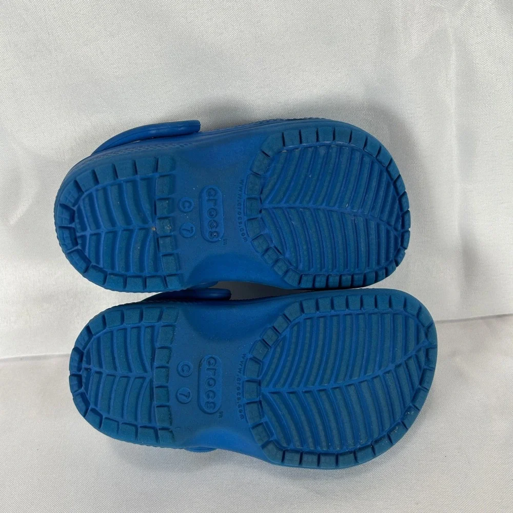 CROCS keywords gorpcore